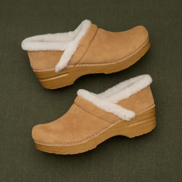 PROFESSIONAL CLOG COZY SUEDE